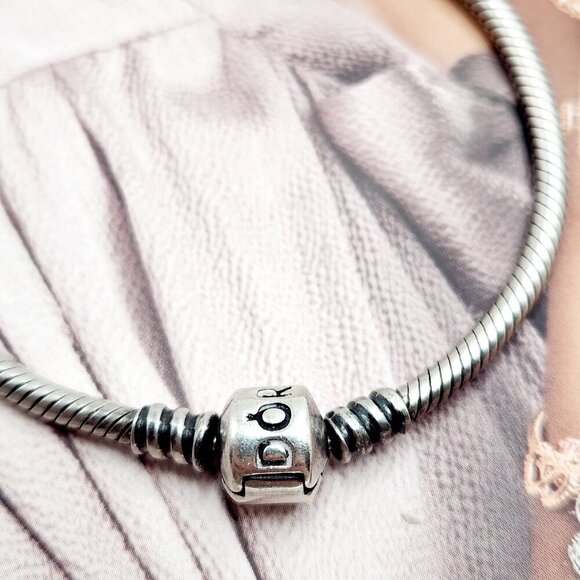 Pandora Moments Barrel Clasp 925 Sterling Silver Snake Chain Charm Bracelet 7" - Picture 2 of 3